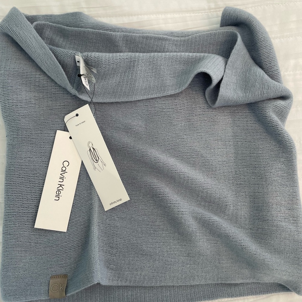 Calvin Klein Women's Blue Scarf
